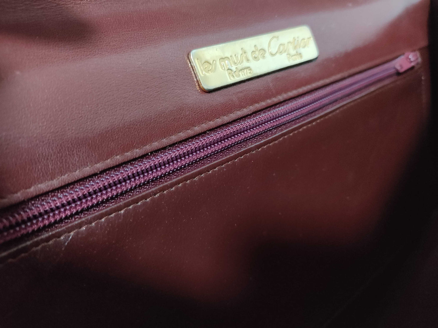 Cartier Must Cartier Leather Clutch Bag Bordeaux Clutch Bag