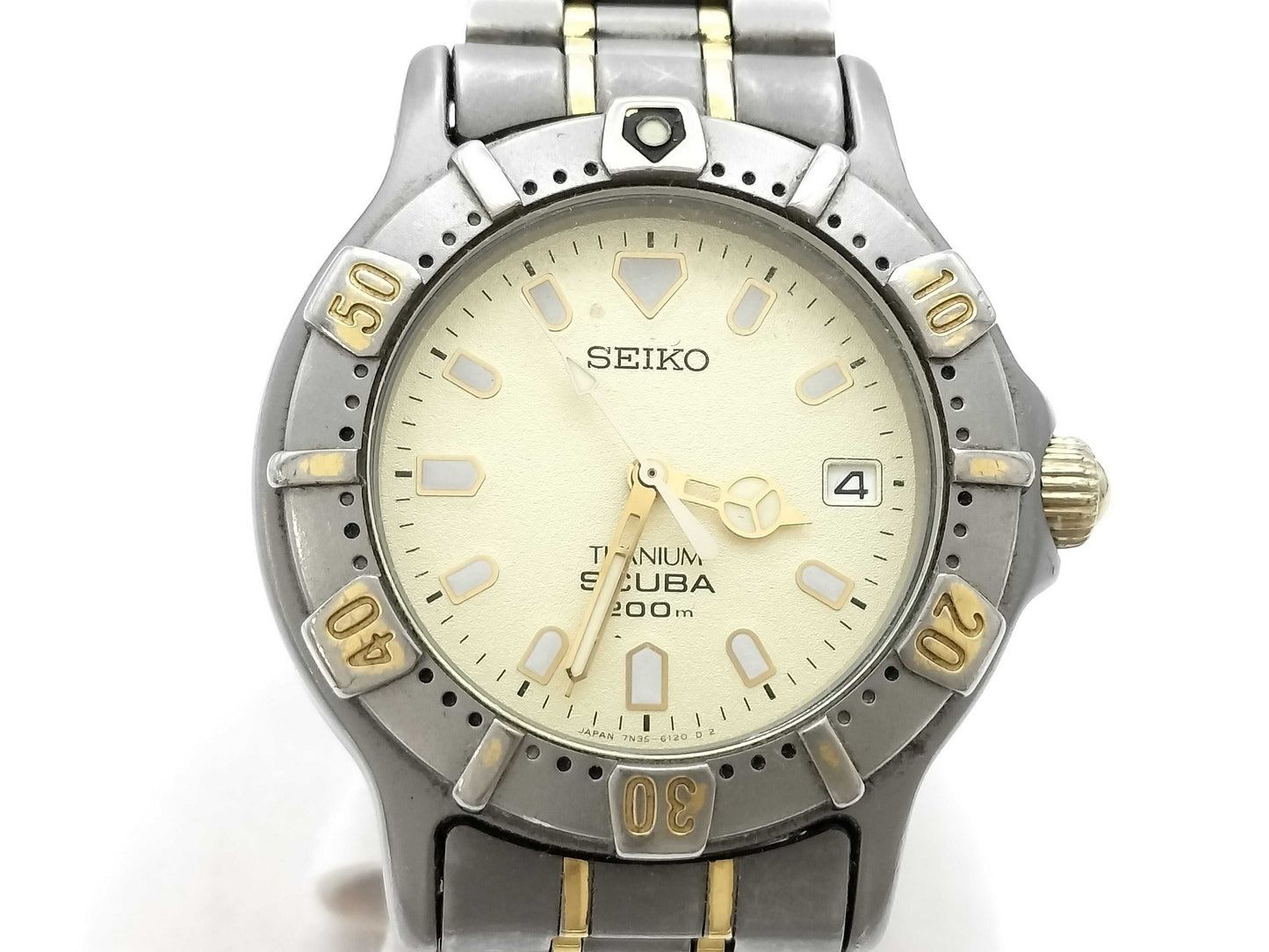SEIKO Scuba 7N35-6100 510611 Quartz Gold Dial Boys' Watch
