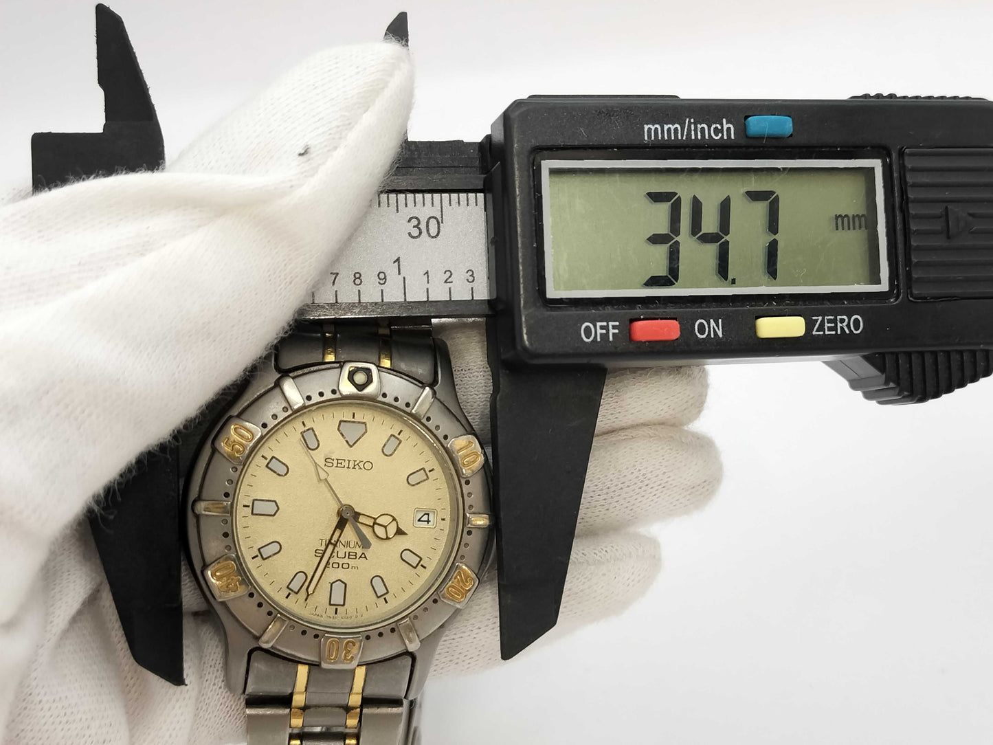SEIKO Scuba 7N35-6100 510611 Quartz Gold Dial Boys' Watch