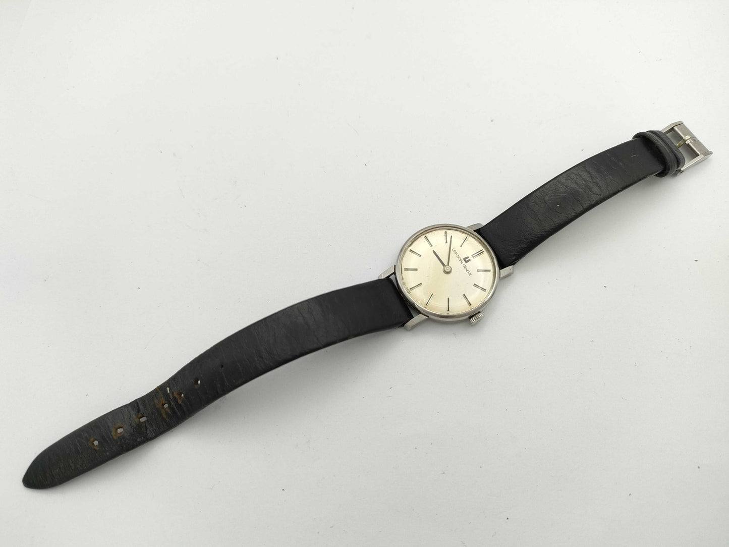 UNIVERSAL GENEVE Hand-wound Women's Watch
