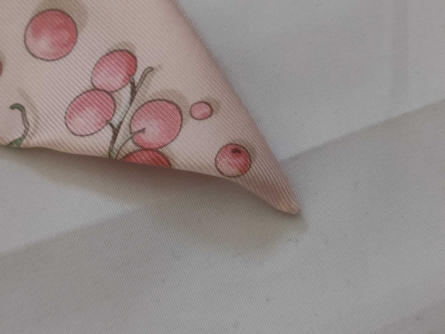 HERMES Twilly Hermes Twilly Fruit Motif Silk Scarf Pink Other Accessories