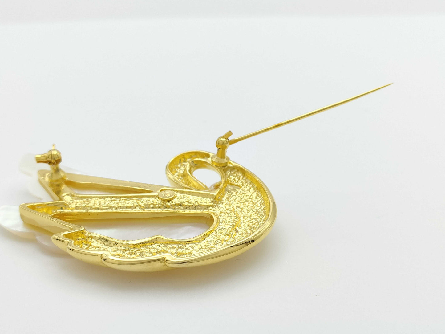 TASAKI Swan Motif Shell and Pearl Brooch, Approx. 6.4mm Diameter, Metal, 21.4g