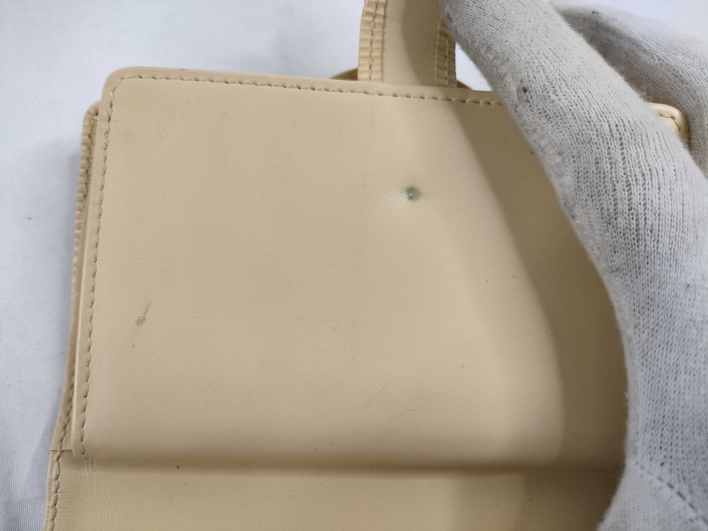 LOUIS VUITTON M6324A Epi Leather LV Epi Porte Monnaie Bi-fold Viennois M6324A MI0052 Wallet