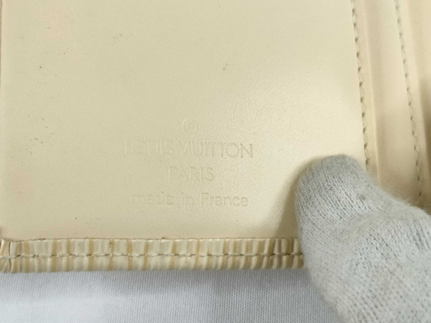 LOUIS VUITTON M6324A Epi Leather LV Epi Porte Monnaie Bi-fold Viennois M6324A MI0052 Wallet