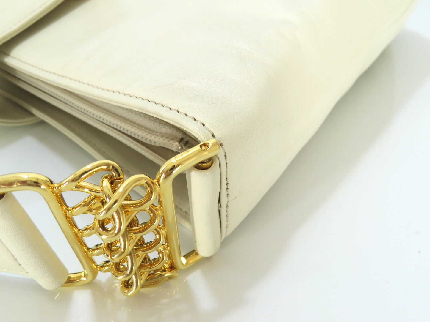 VALENTINO Valentino Garavani Leather Shoulder Bag White Bag