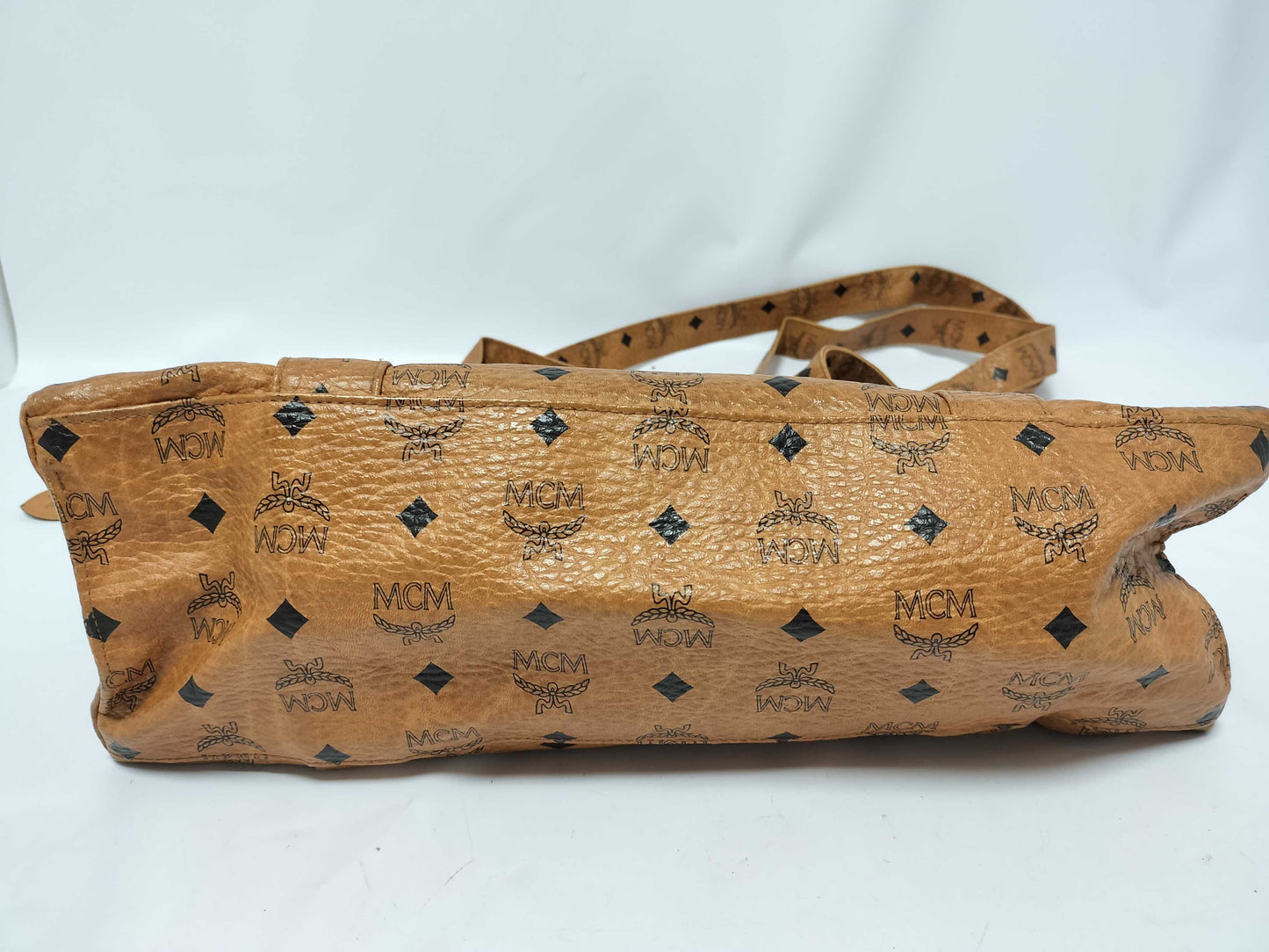 MCM Visetos Leather Shoulder Bag in Camel
