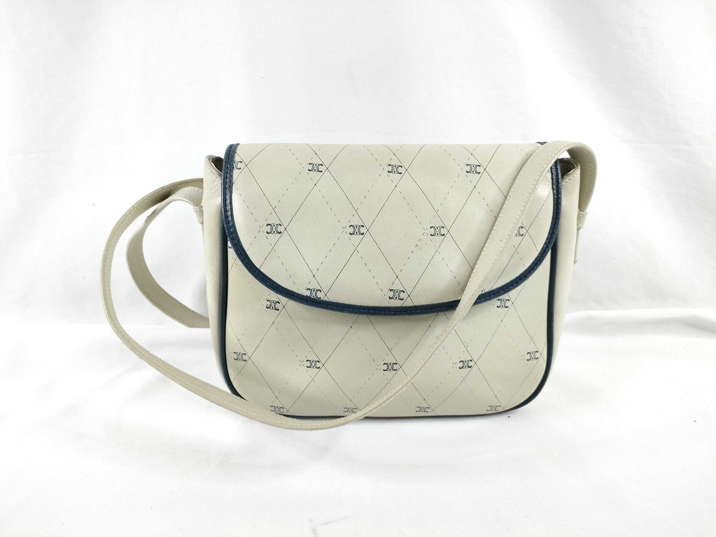 CELINE Leather Shoulder Bag Cream Shoulder Bag
