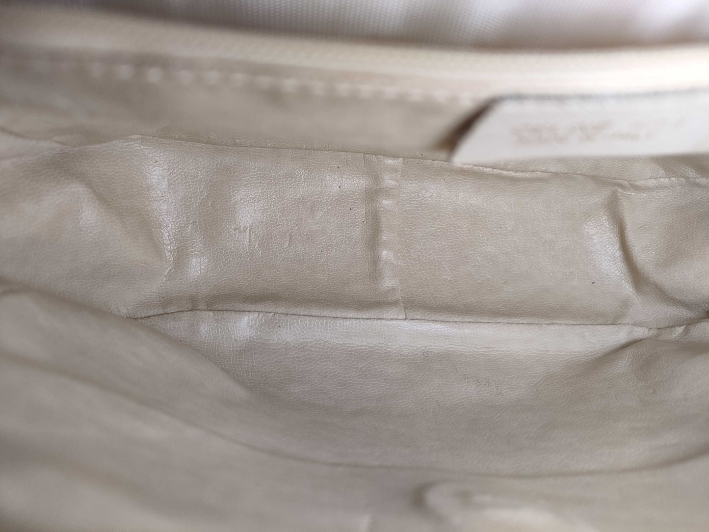 CELINE Leather Shoulder Bag Cream Shoulder Bag