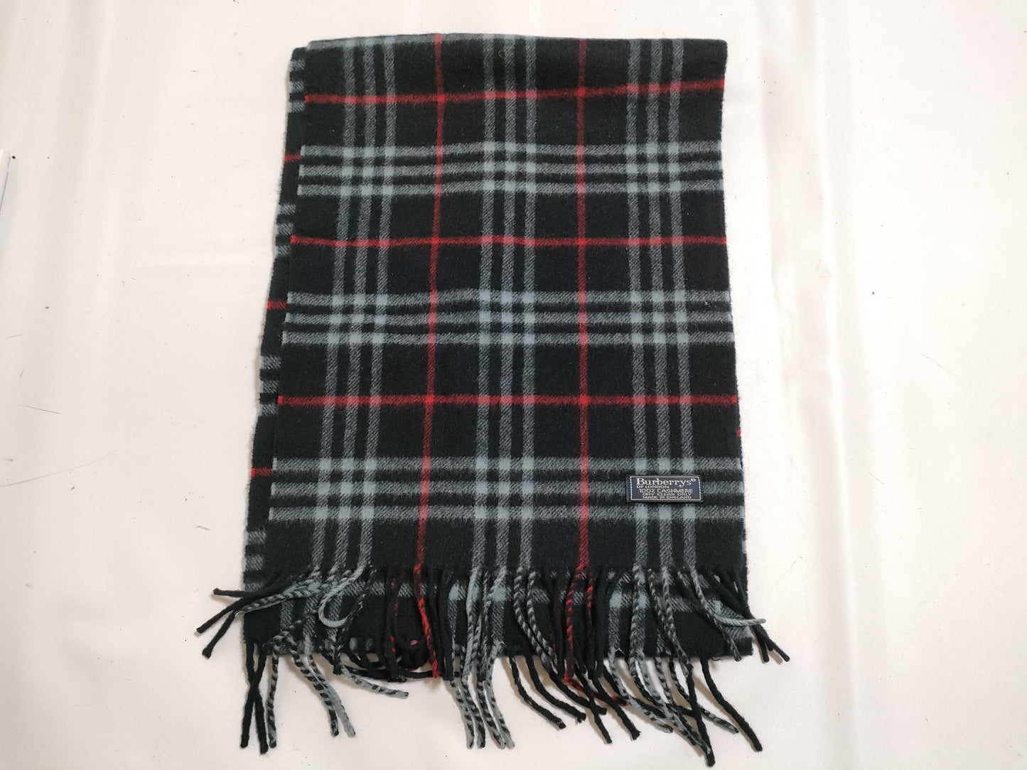 Burberrys Cashmere Scarf Navy