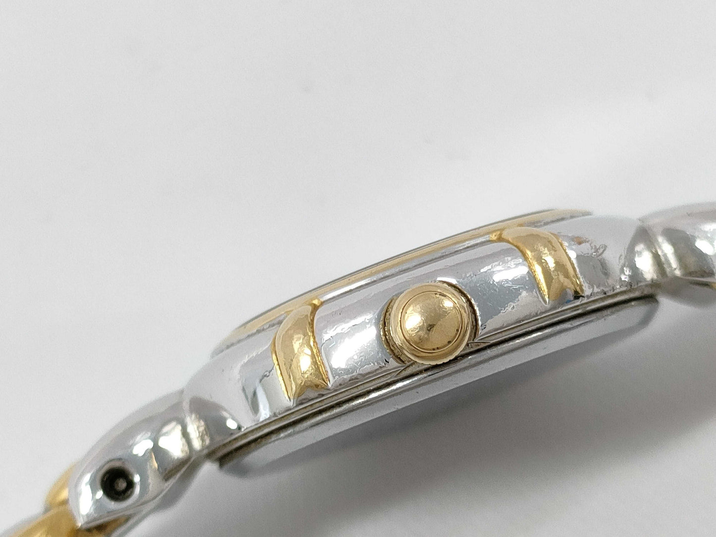 SEIKO Tissé 4N21-0730 3N0352 QZ Women's Watch, Not Working, No Operational Guarantee