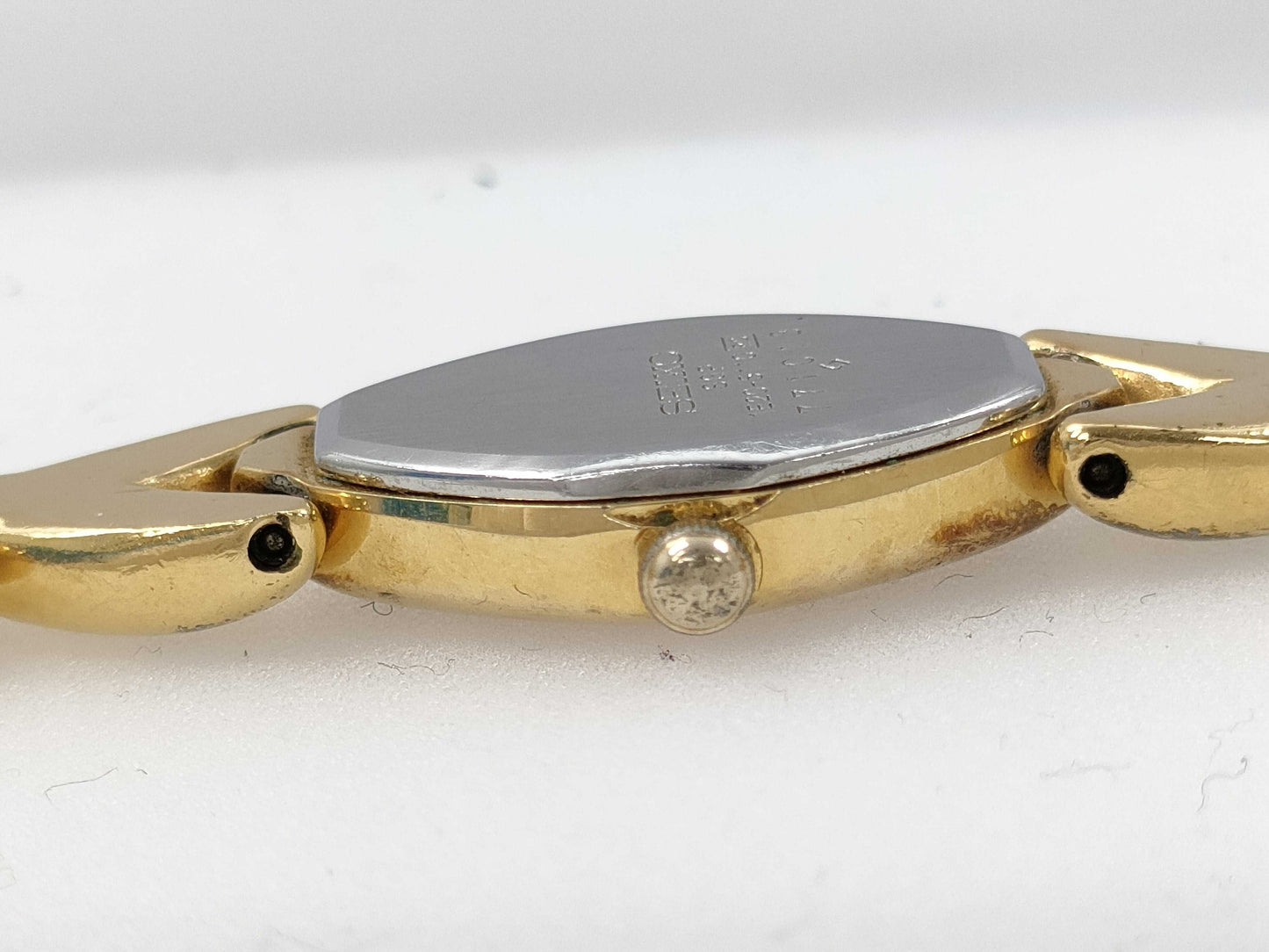 SEIKO 1E20-5110 771013 QZ Women's Watch, Not Working, No Operational Guarantee
