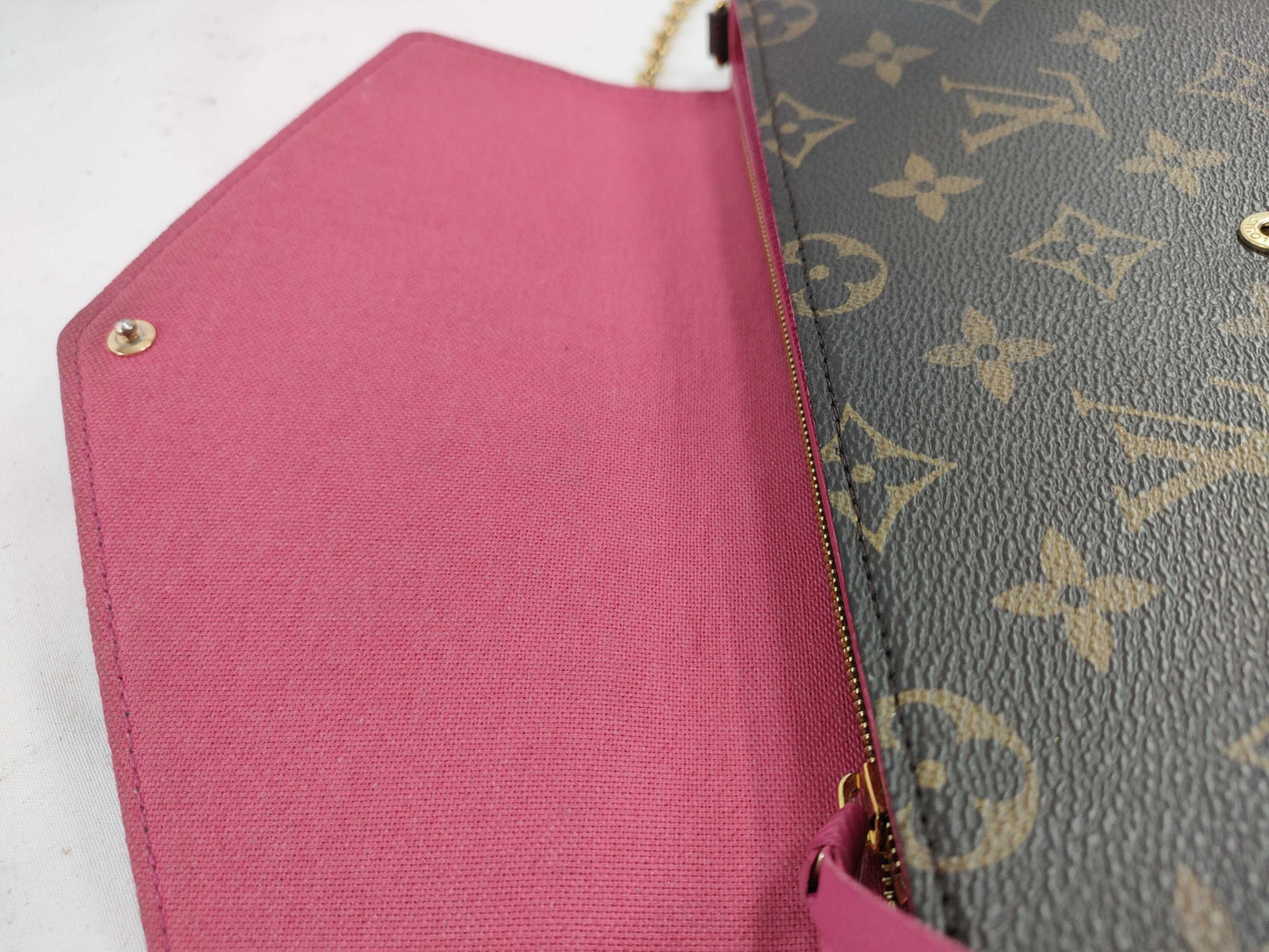 LOUIS VUITTON Monogram Pochette Felicie Shoulder Bag
