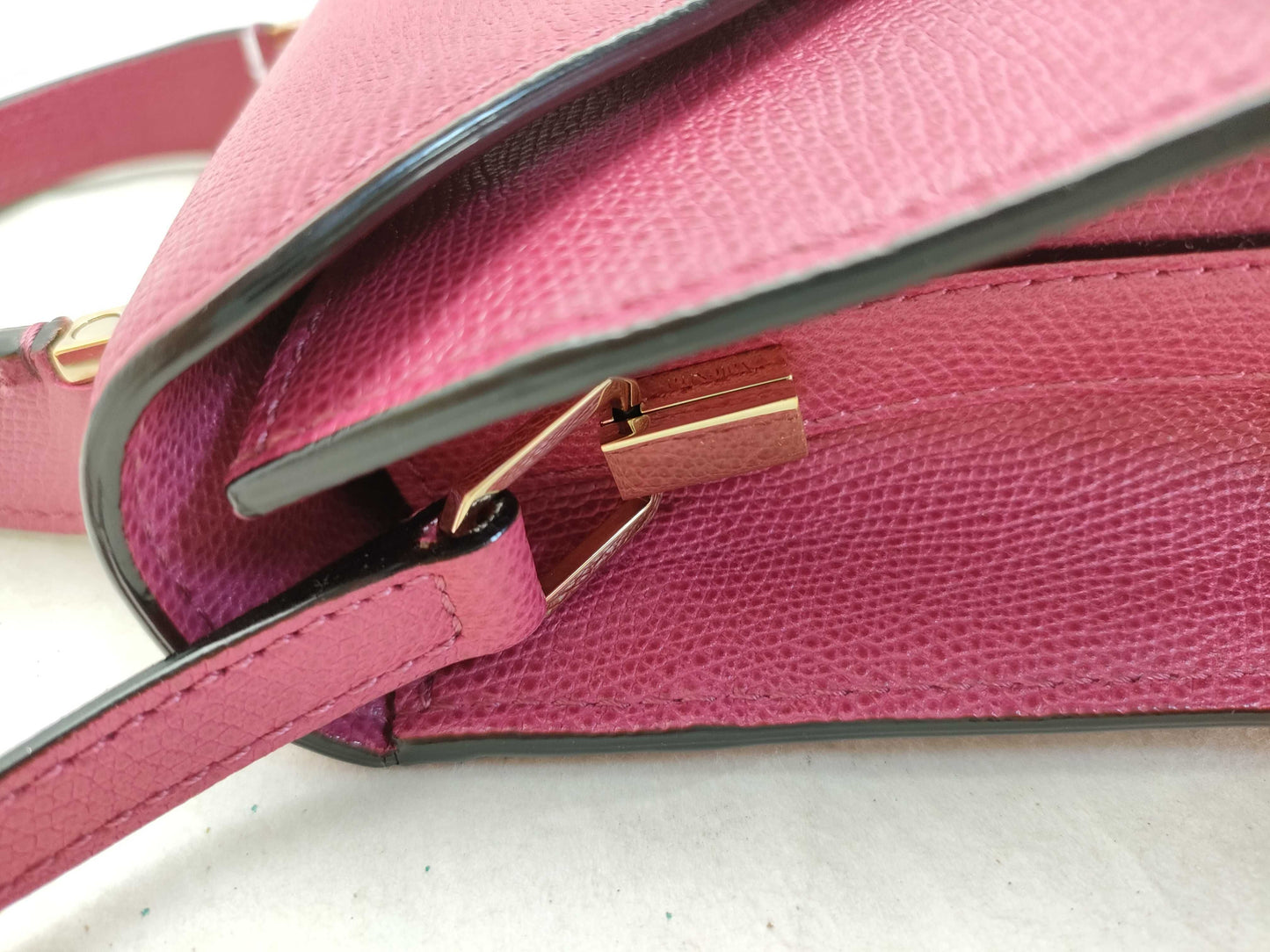 Valextra 2-way Iside handbag in shocking pink