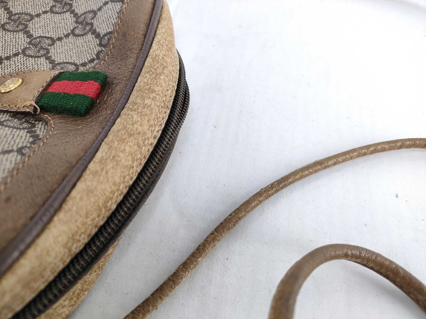 GUCCI Sherry Line Shoulder Bag