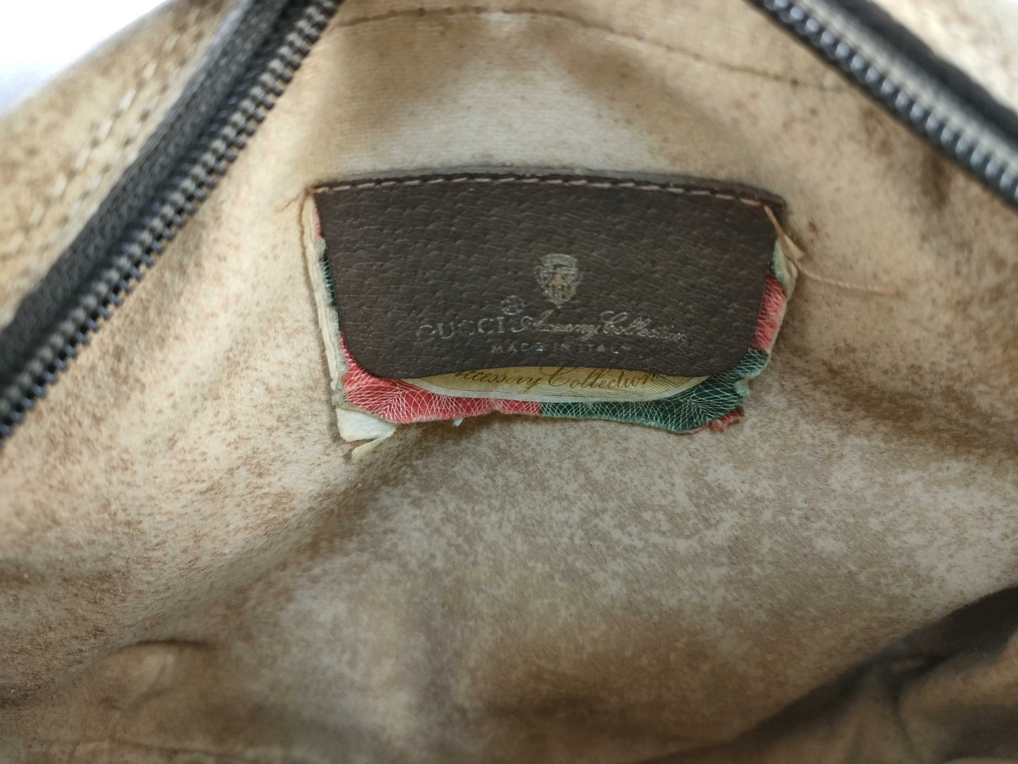 GUCCI Sherry Line Shoulder Bag