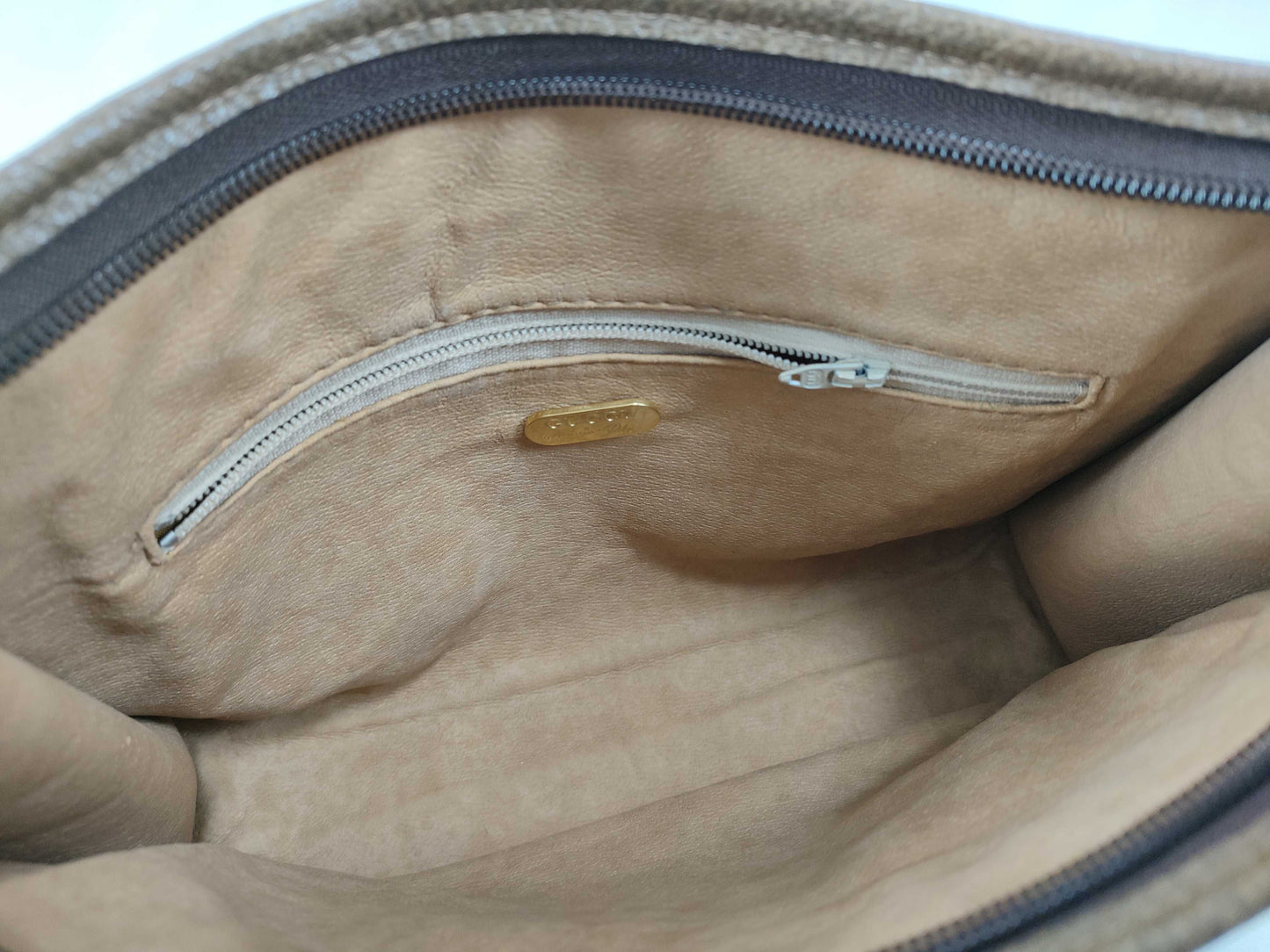 GUCCI GG Plus OLD GUCCI GG Supreme Pouch Second Bag with Dust Bag and Card