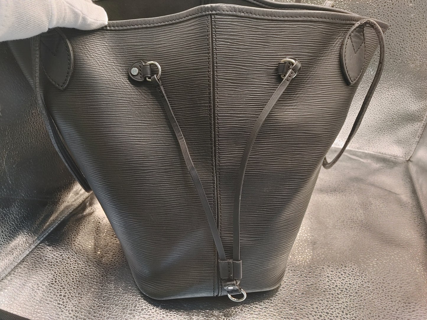 LOUIS VUITTON Epi Neverfull MM M40932 FL1153 Noir Tote Bag with Pouch