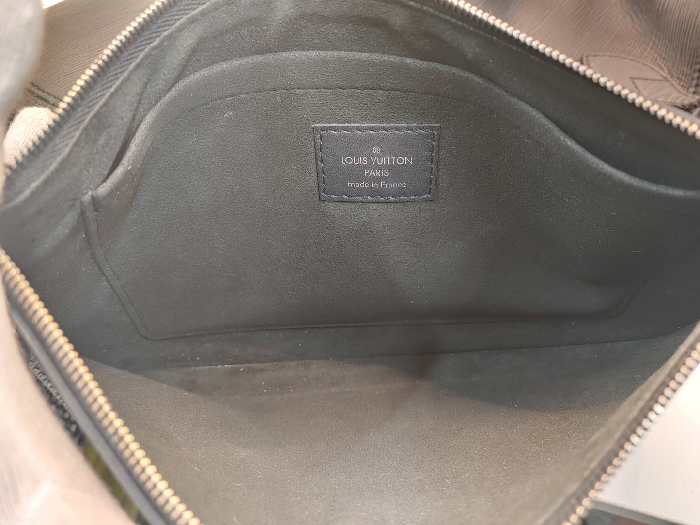 LOUIS VUITTON Epi Neverfull MM M40932 FL1153 Noir Tote Bag with Pouch