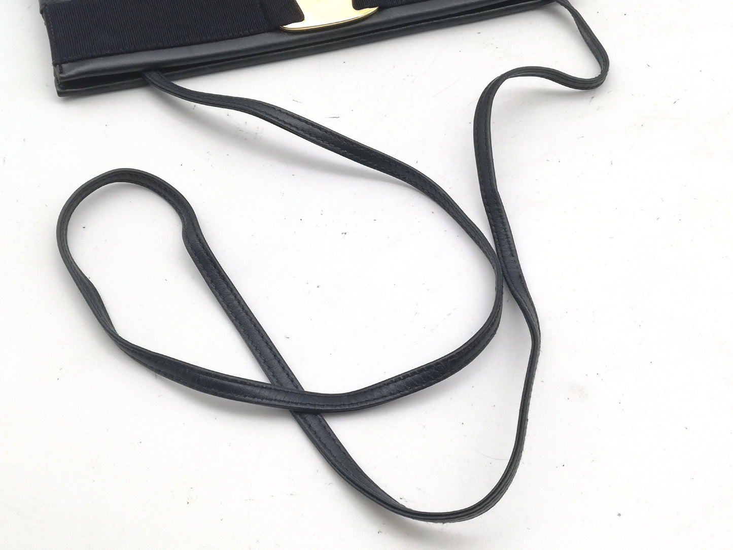 Salvatore Ferragamo Vara Leather Shoulder Bag