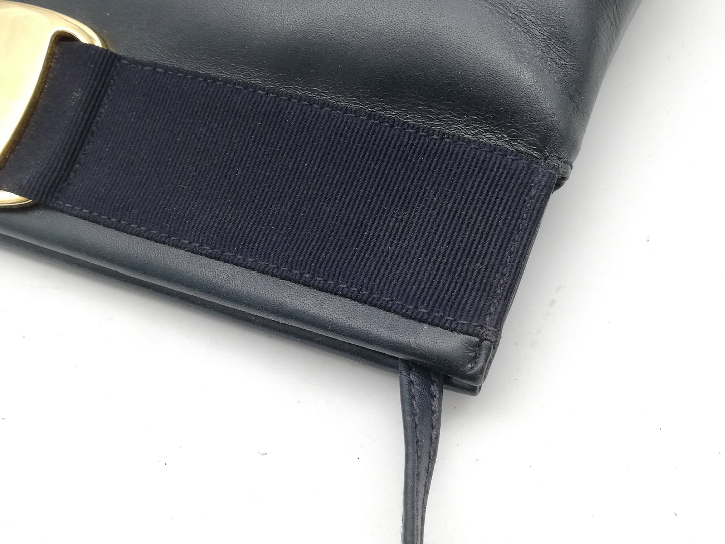 Salvatore Ferragamo Vara Leather Shoulder Bag