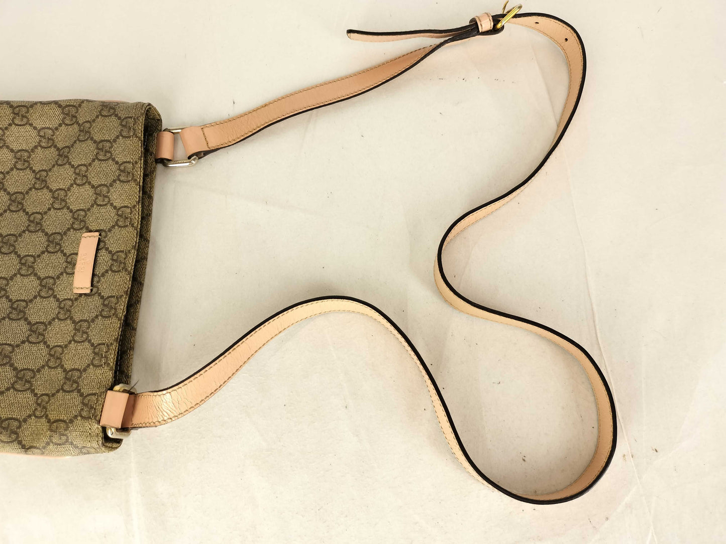 GUCCI GG Supreme Shoulder Bag, Brown/Pink, 201538