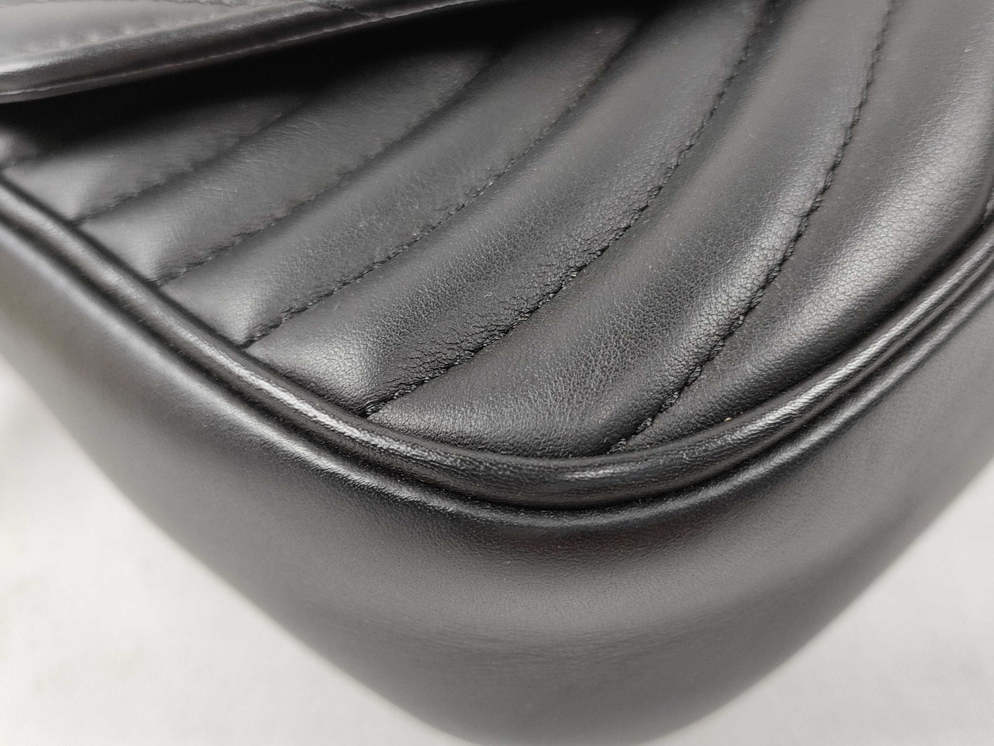 LOUIS VUITTON New Wave Multi Pochette Shoulder Bag with Black Hardware