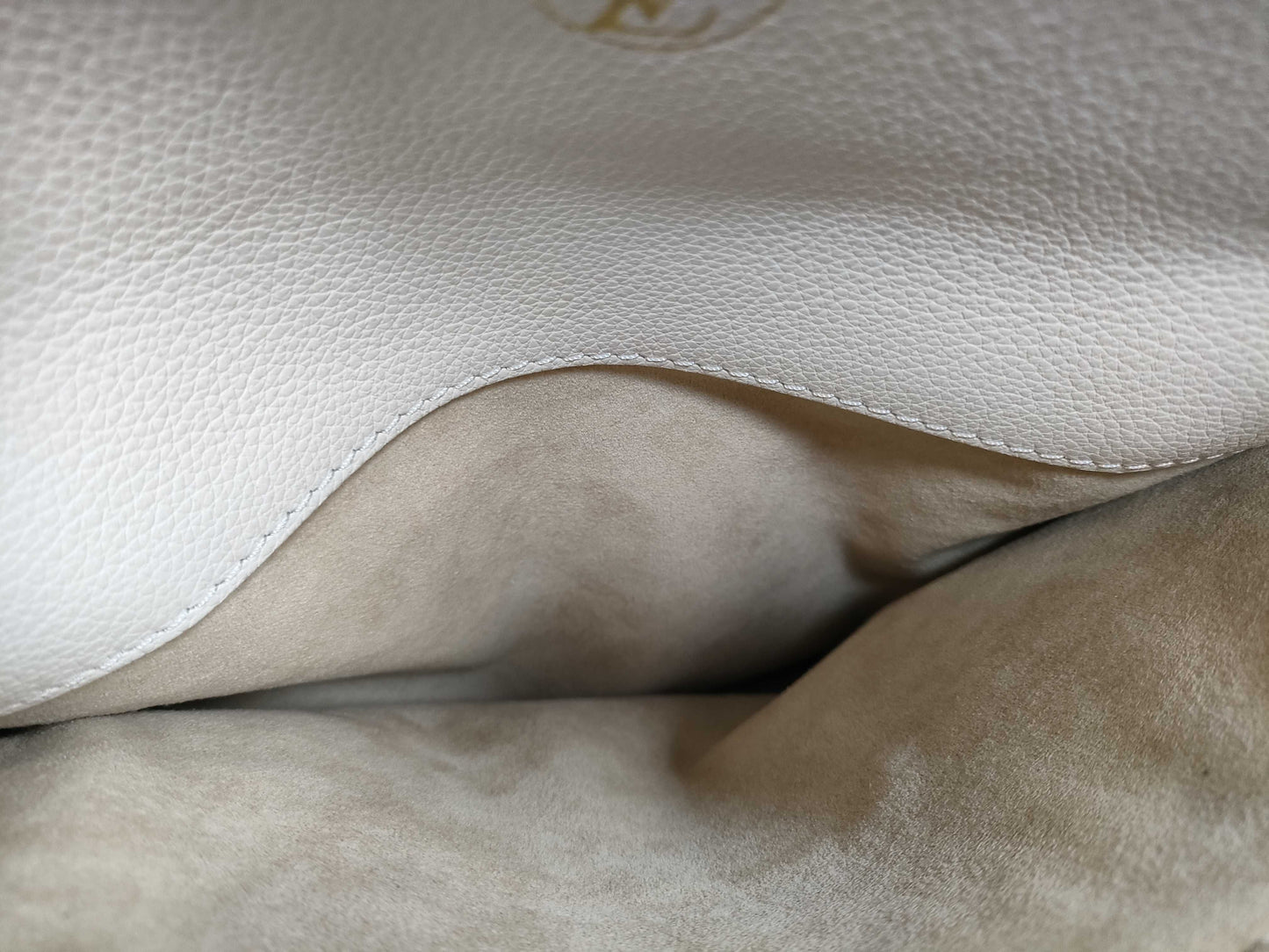 LOUIS VUITTON RFID Verified, Serial Unverifiable. Louis Vuitton On My Side MM Galle 2-Way Handbag/Shoulder Bag M53825.