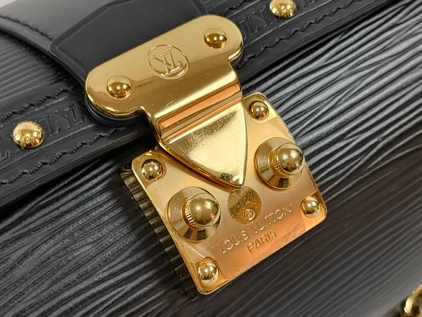 LOUIS VUITTON RFID Verified, Serial Number Unverified, Epi Louis Vuitton Papillon Trunk Noir M58655 Shoulder Bag