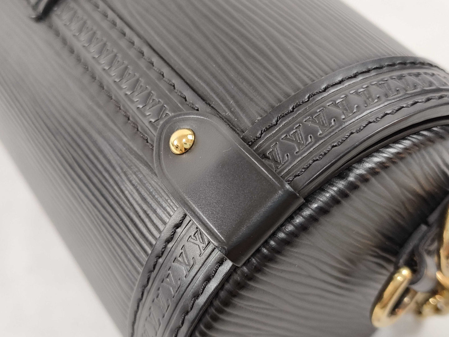 LOUIS VUITTON RFID Verified, Serial Number Unverified, Epi Louis Vuitton Papillon Trunk Noir M58655 Shoulder Bag