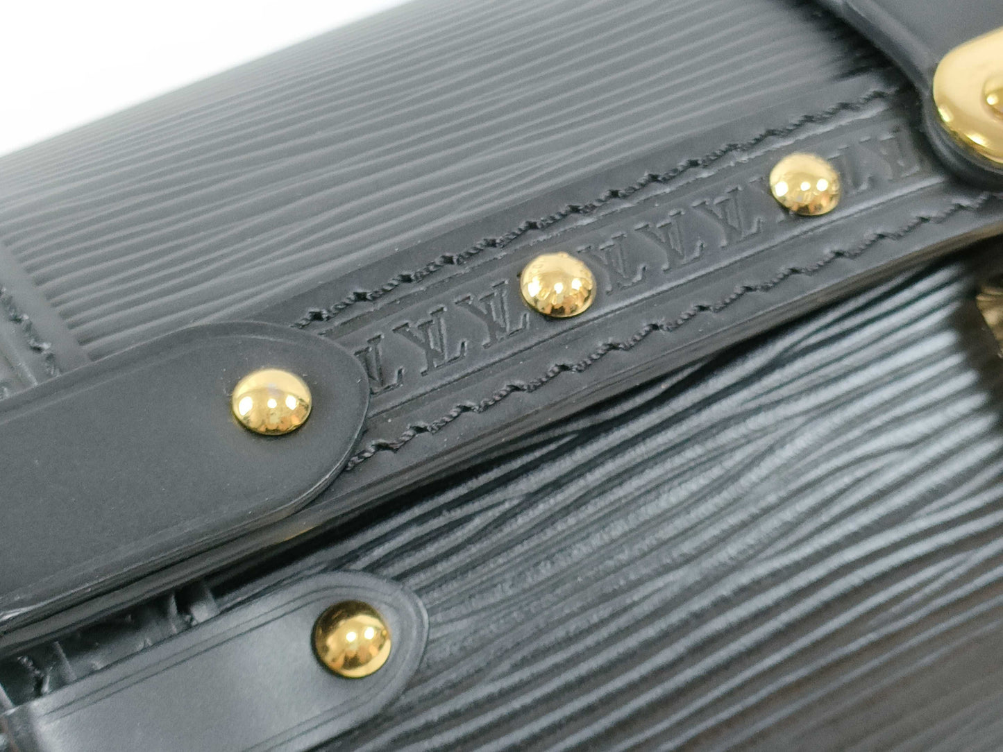 LOUIS VUITTON RFID Verified, Serial Number Unverified, Epi Louis Vuitton Papillon Trunk Noir M58655 Shoulder Bag