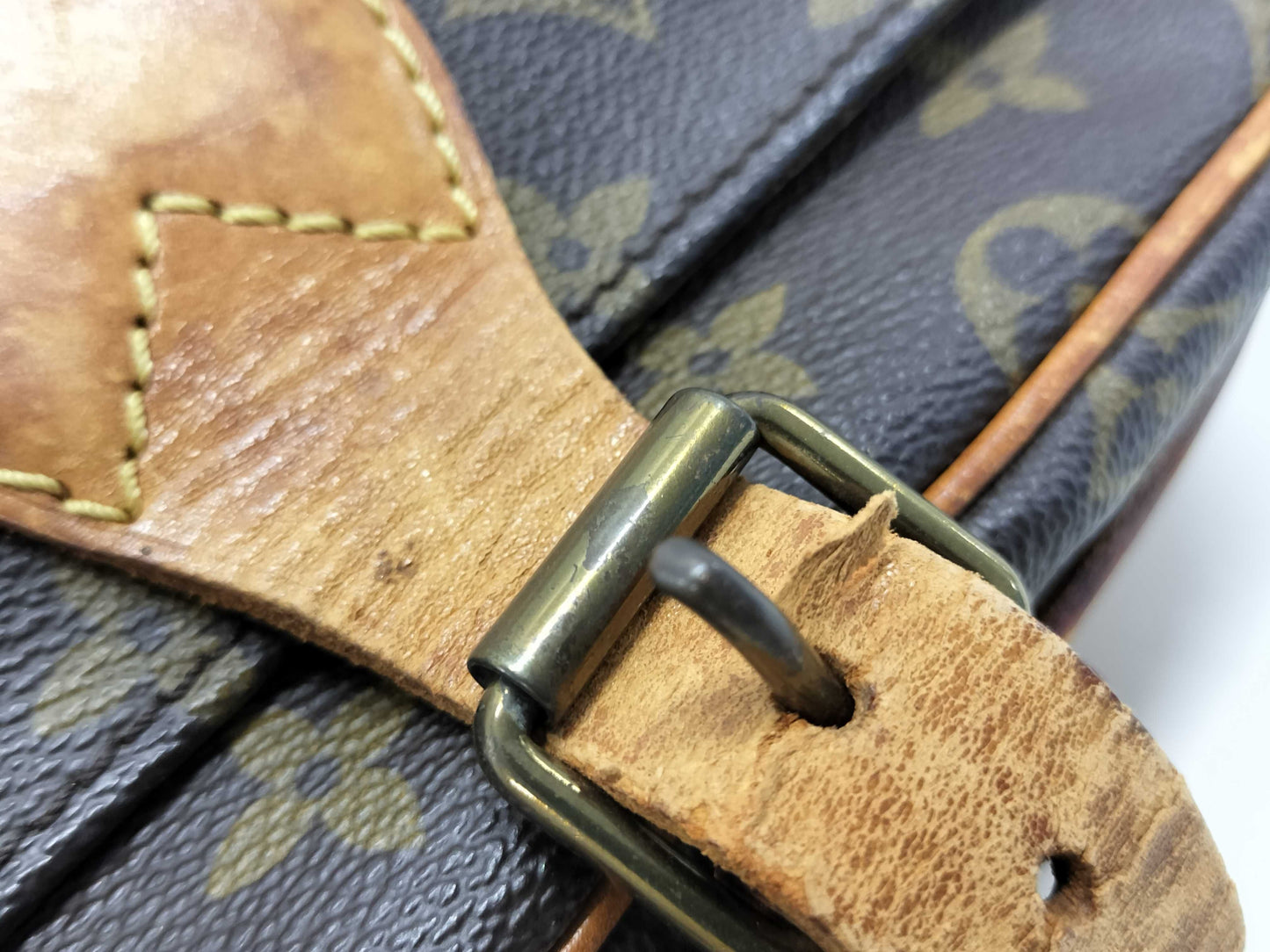 LOUIS VUITTON Cultusiere Shoulder Bag