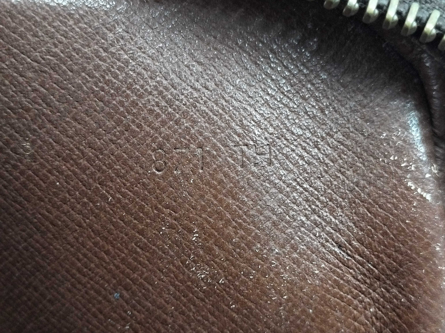 LOUIS VUITTON Marly Bandouliere Shoulder Bag