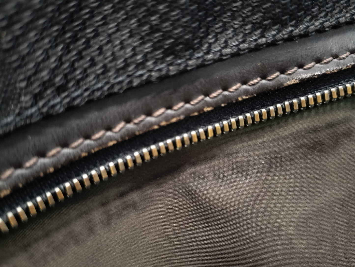 LOUIS VUITTON Jean waist bag