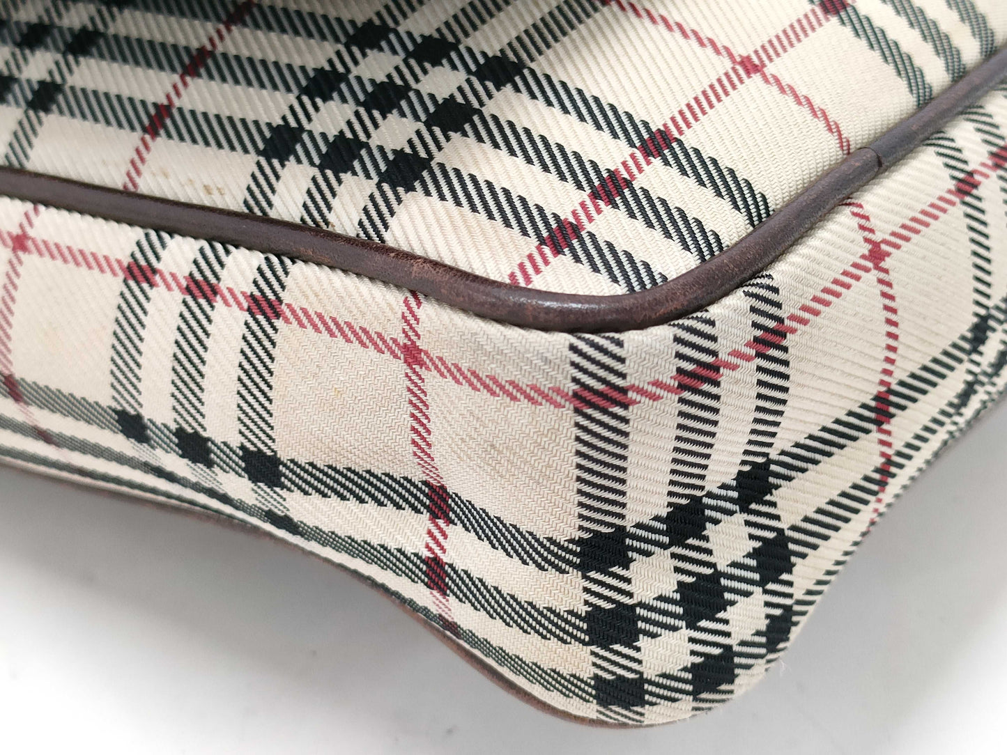 BURBERRY Nova Check Shoulder Bag