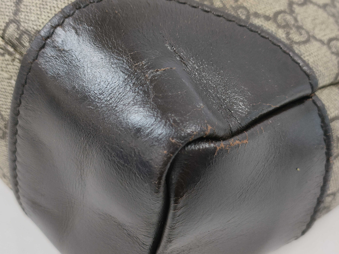GUCCI GG Supreme 110054 Shoulder Bag