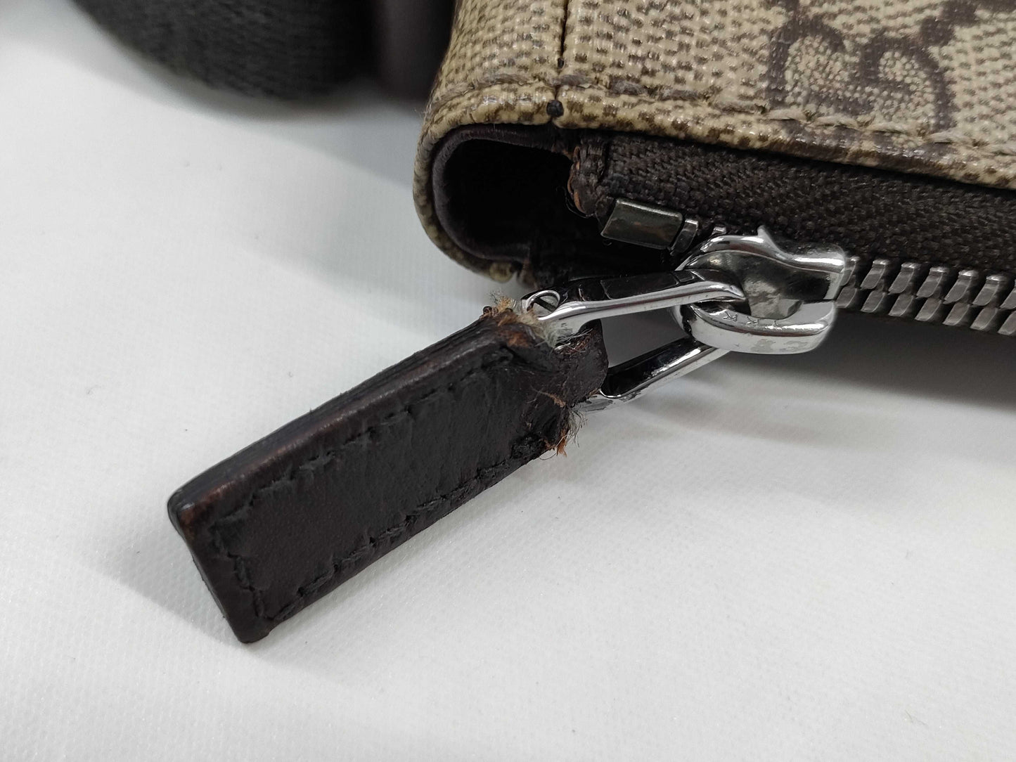 GUCCI GG Supreme 110054 Shoulder Bag