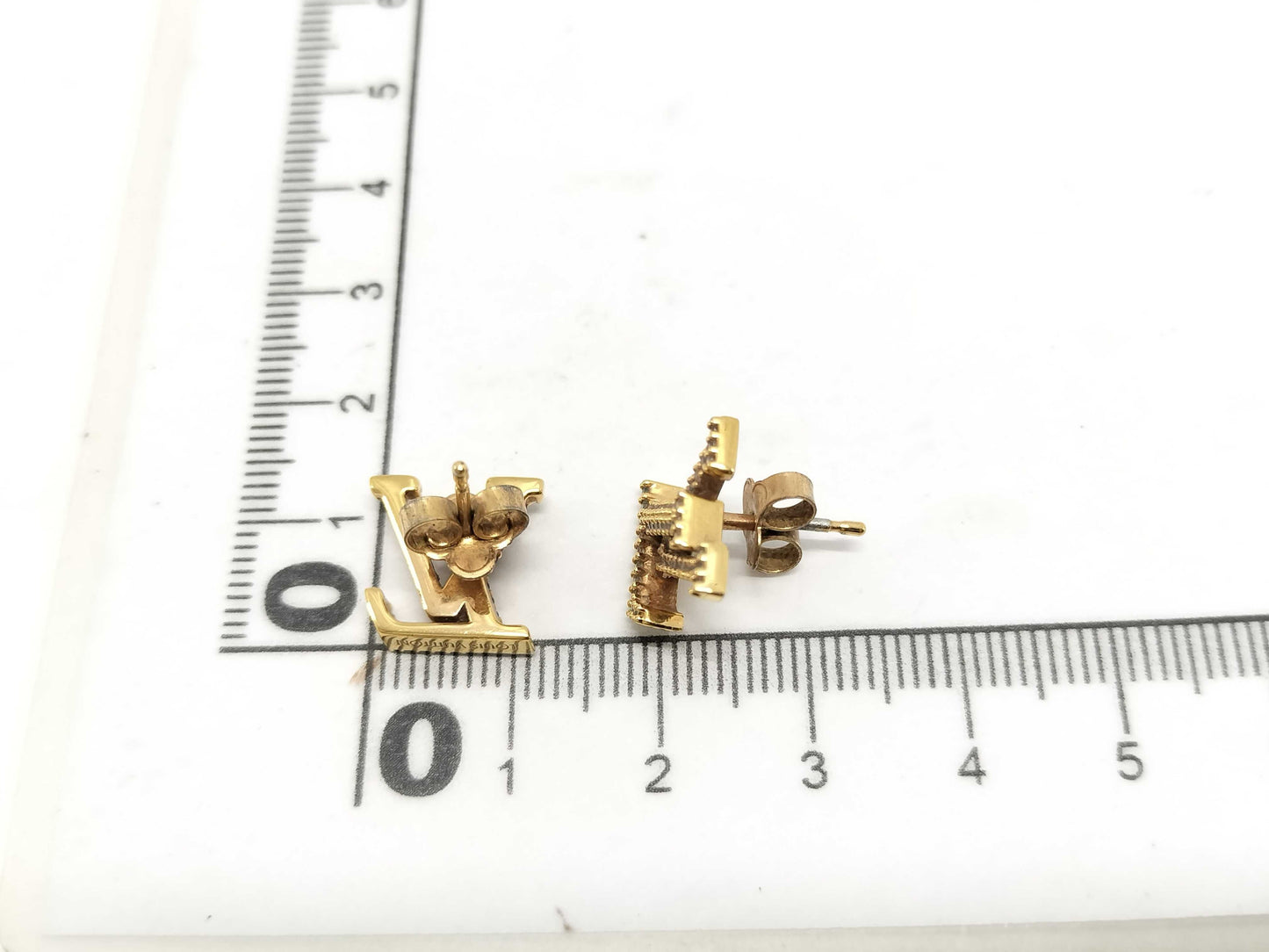 LOUIS VUITTON Earrings