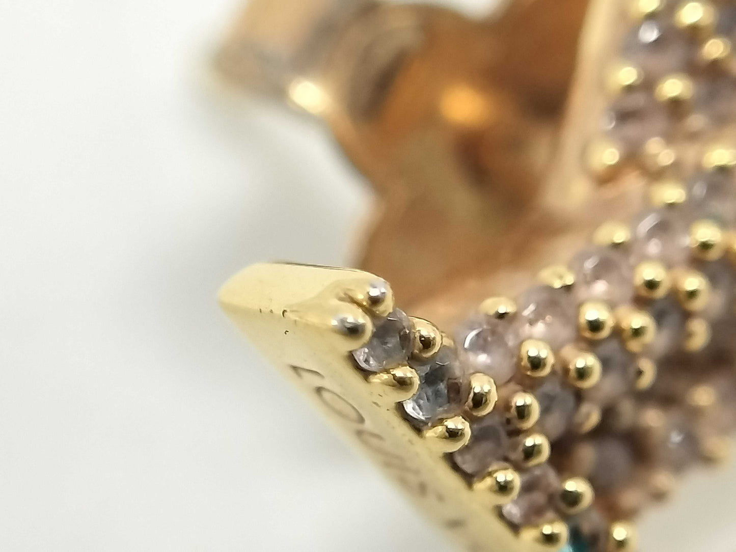 LOUIS VUITTON Earrings