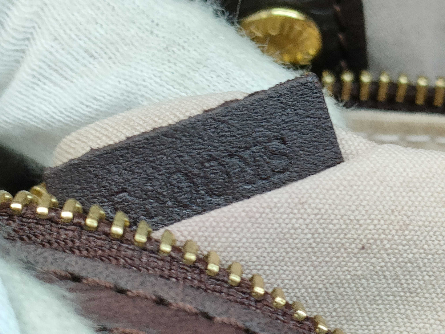 LOUIS VUITTON Monogram Mini M92677 Lucille GM Tote Bag