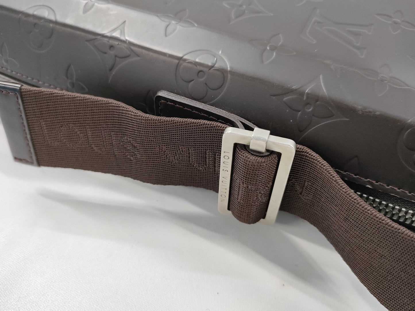 LOUIS VUITTON Monogram Glace Steve M46530 Shoulder Bag