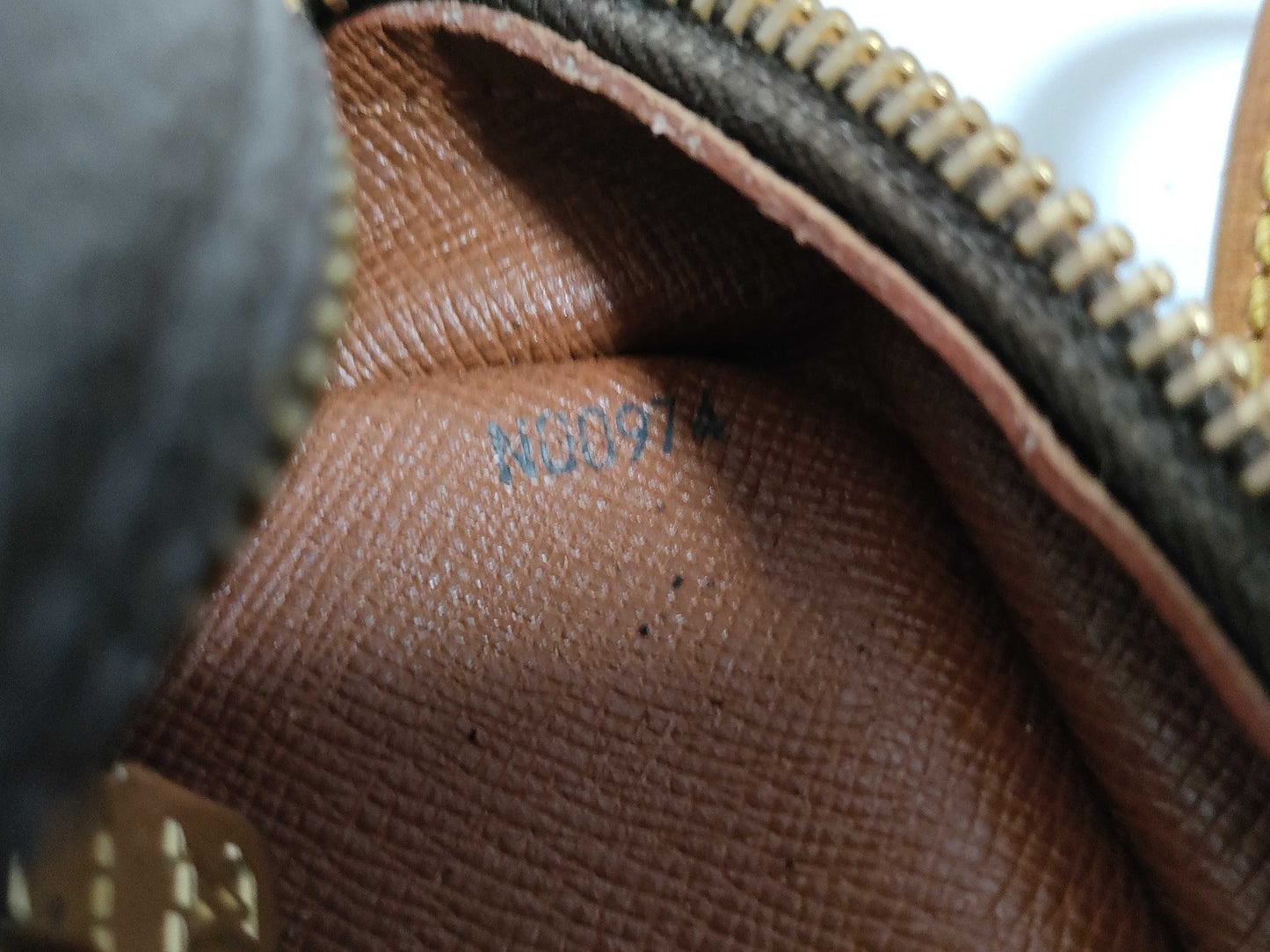 LOUIS VUITTON RFID Unverified Monogram Louis Vuitton Trocadero 27 M51274/NO0970 Dust Bag Shoulder Bag