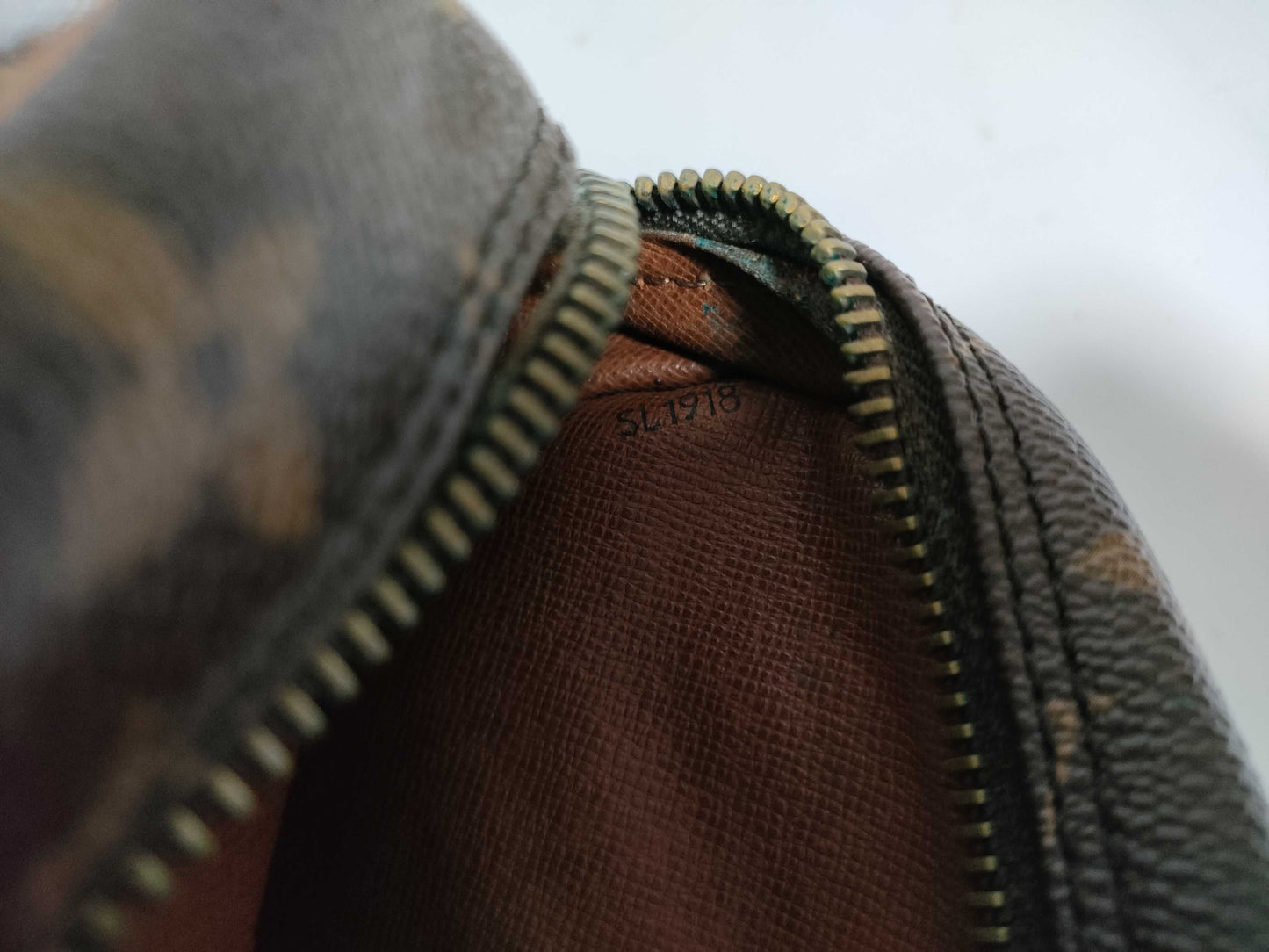 LOUIS VUITTON RFID Unverified Monogram Louis Vuitton Compiègne 28 Second Bag M51845/SL1918