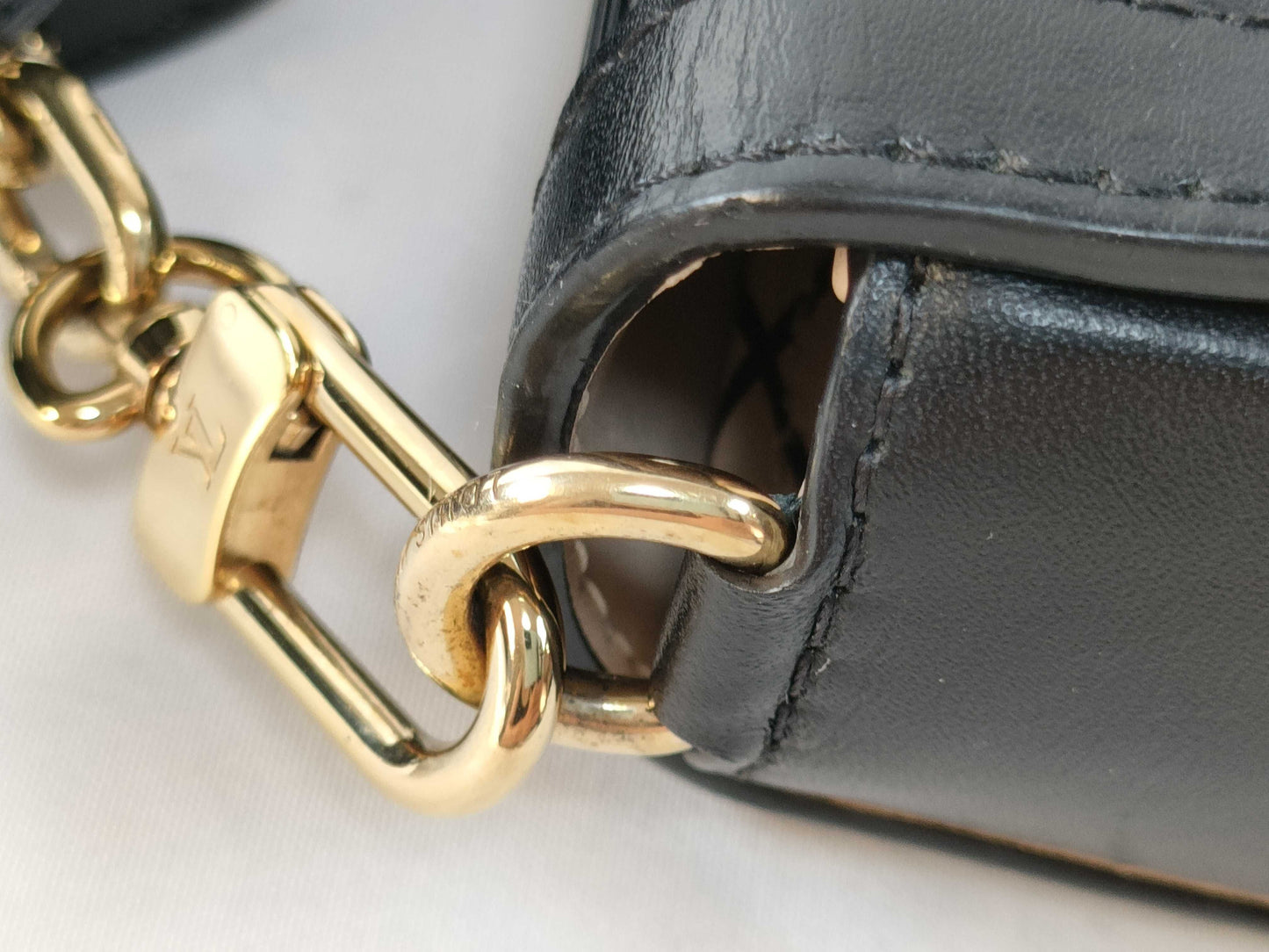 LOUIS VUITTON RFID Unverifiable Serial Number Unverifiable Epi Louis Vuitton Pochette Trunkve Shoulder Bag