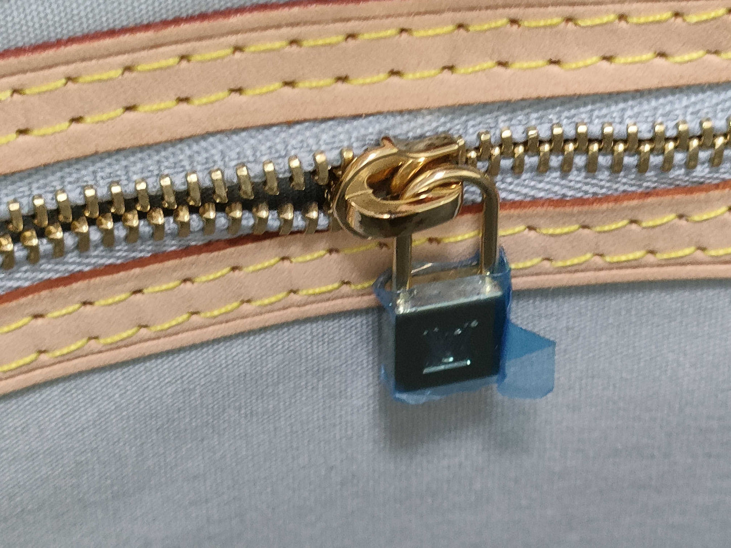 LOUIS VUITTON RFID Unverified MI 0076 Vernis LOUIS VUITTON Lead PM Tote Bag