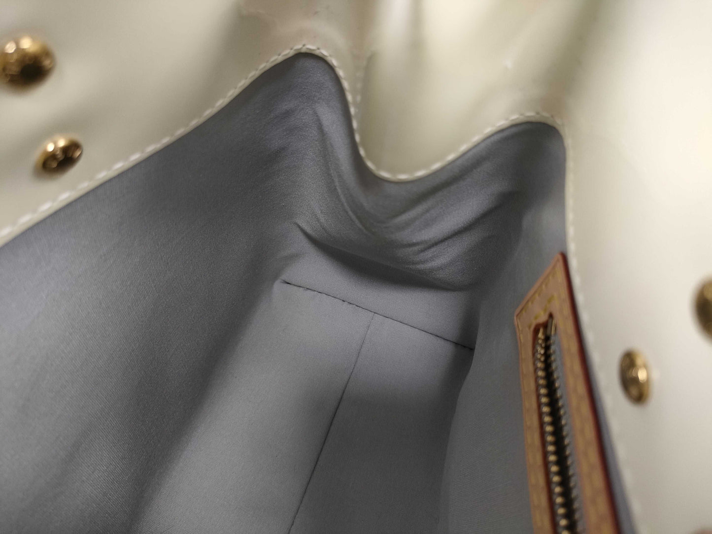 LOUIS VUITTON RFID Unverified MI 0076 Vernis LOUIS VUITTON Lead PM Tote Bag