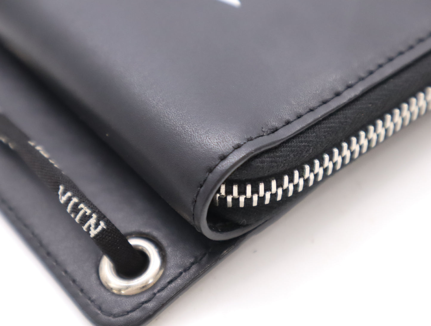 VALENTINO WY2P0P90LVNVLTN Neck Strap Wallet Leather Black Wallet