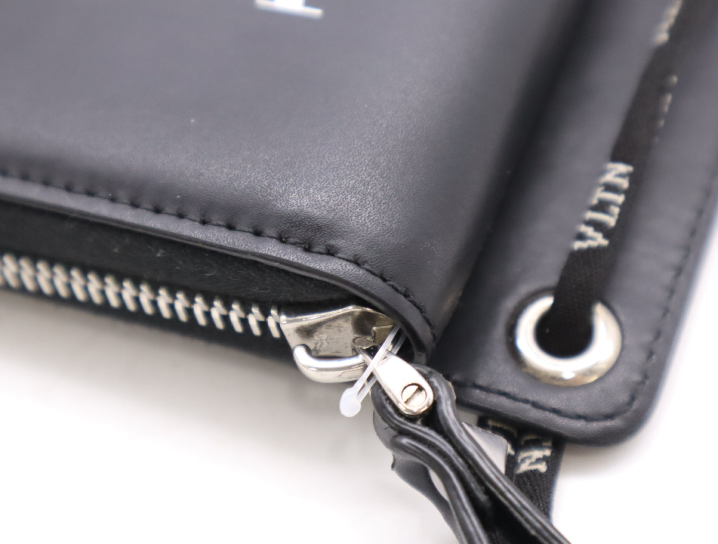 VALENTINO WY2P0P90LVNVLTN Neck Strap Wallet Leather Black Wallet