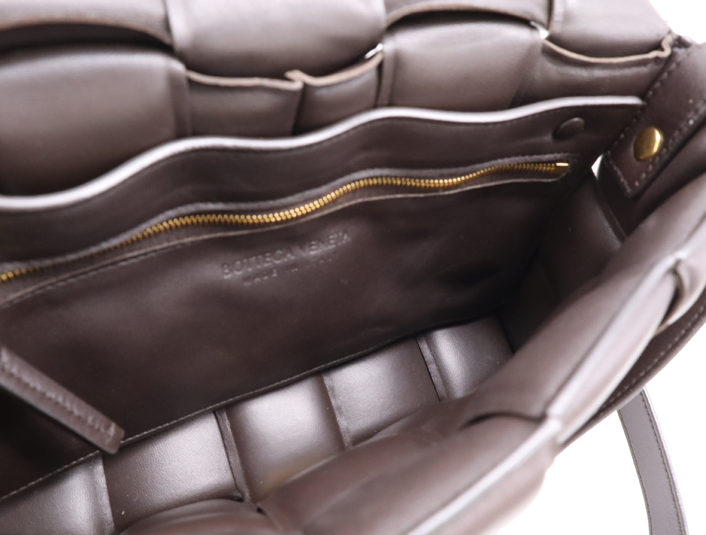 BOTTEGA VENETA 591970 Leather Maxi Intrecciato Padded Cassette Shoulder Bag in Bordeaux with Dust Bag