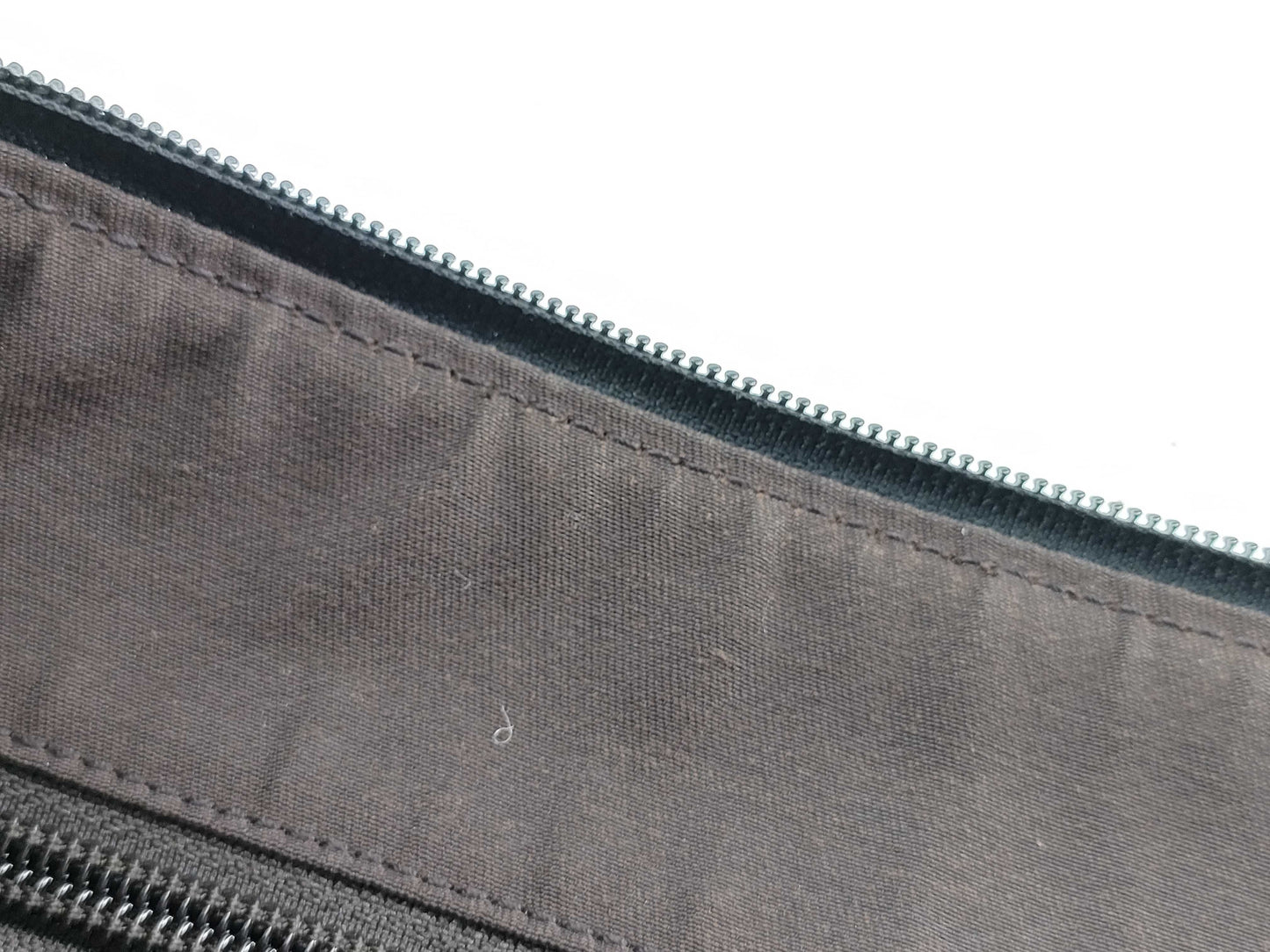 GUCCI GG Canvas Shoulder Bag