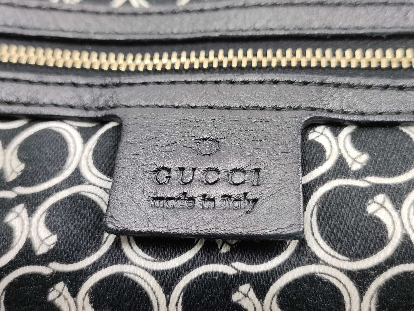 GUCCI Horsebit Hardware Handbag